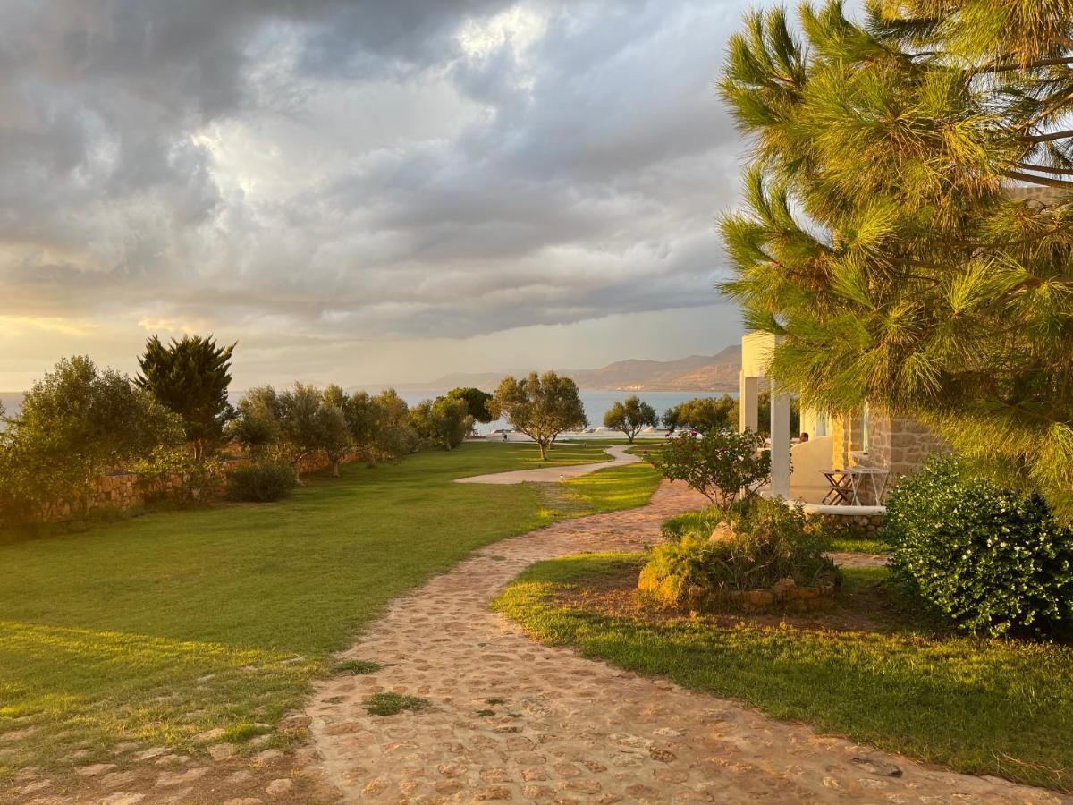 Hotel Eight Dimensions Capari